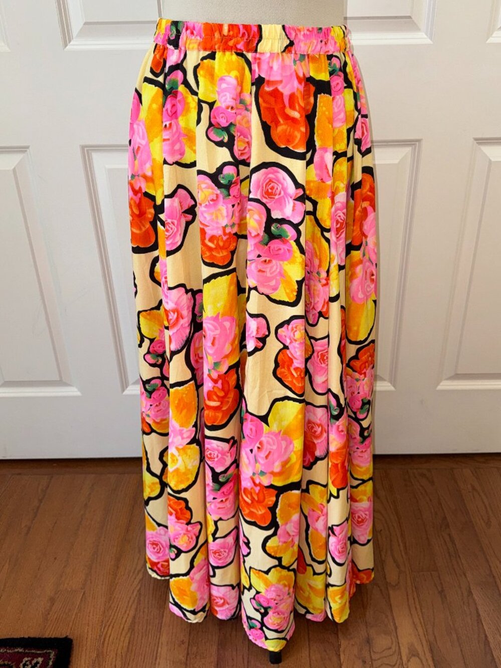 Mix Nouveau Groovy Funky Fun Floral Bright Beachy Full Skirt